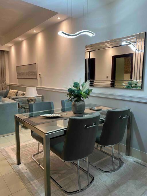 Lux Burj Views -Boulevard -Prime Location Downtown 두바이 외부 사진